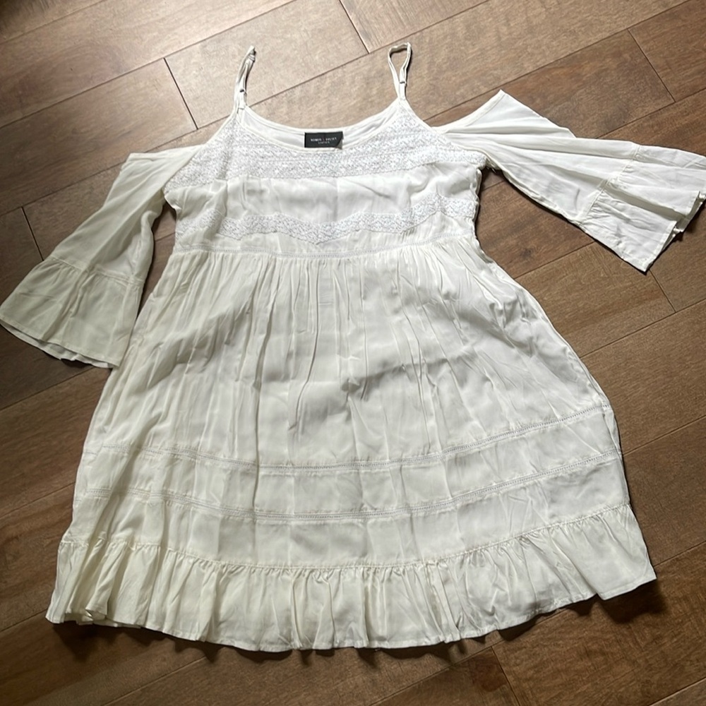 Cold-Shoulder Dress/Tunic